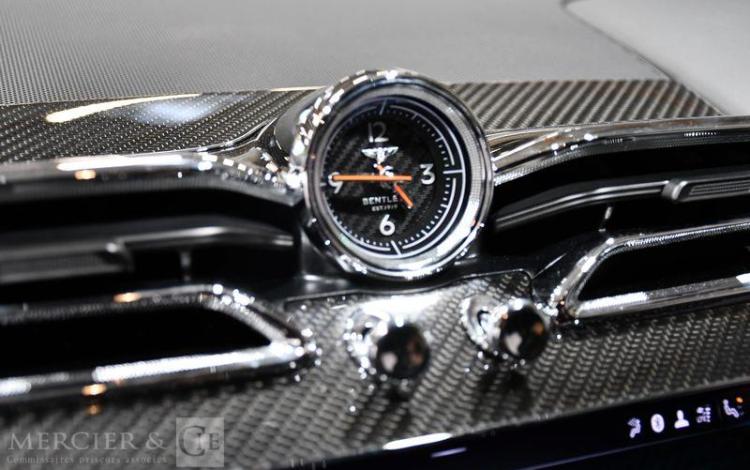 BENTLEY BENTAYGA V8 4,0 550 BASE  GL-448-RY