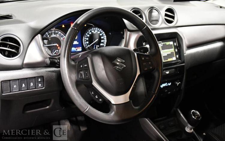 SUZUKI VITARA BEIGE GL-736-SH