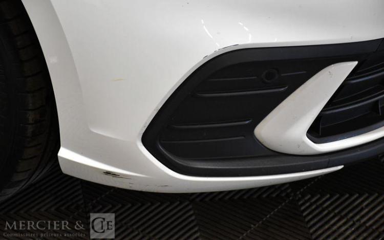 VOLKSWAGEN POLO BLANC GL-795-XT