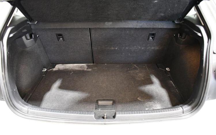 VOLKSWAGEN POLO BLANC GL-795-XT