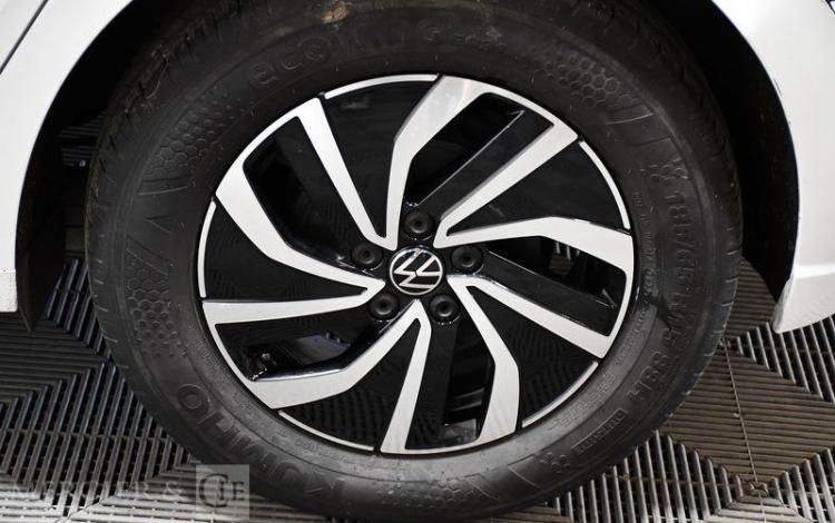 VOLKSWAGEN POLO BLANC GL-795-XT