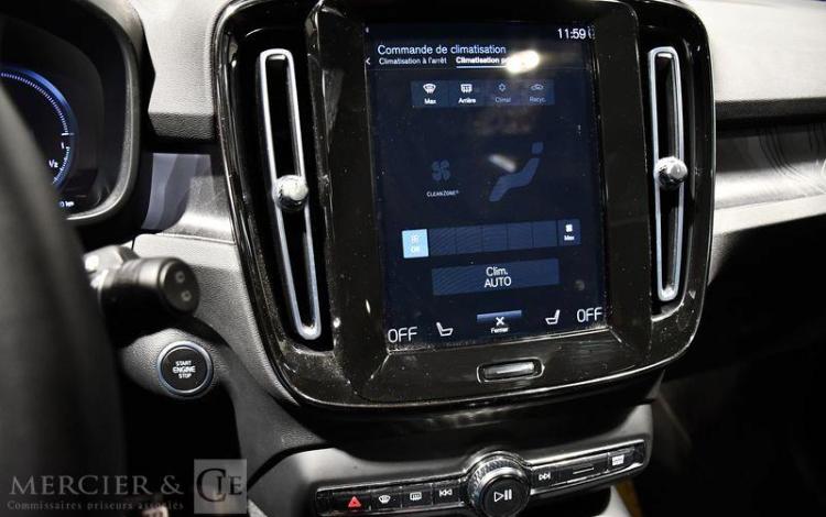 VOLVO XC40 ULTIMATE BEIGE GM-076-TP