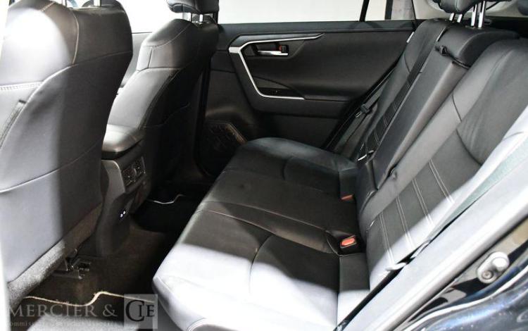TOYOTA RAV4 NOIR GM-092-WJ