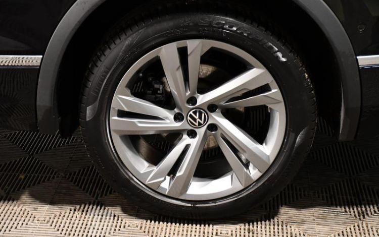 VOLKSWAGEN TIGUAN ALLSPACE FL 2,0 TDI 150 DSG R-LINE NOIR GM-595-KJ