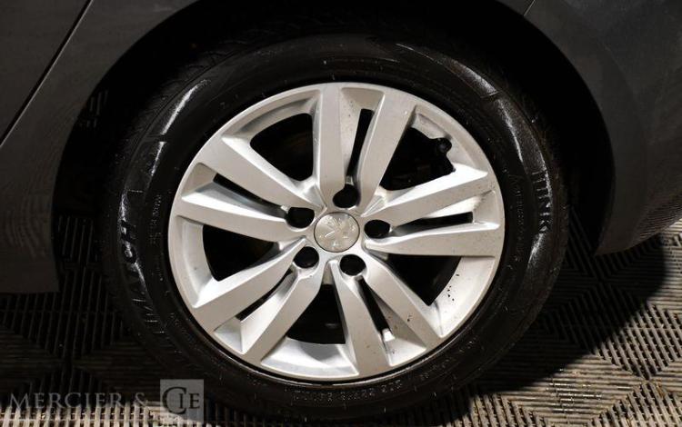 PEUGEOT 308 1,2 PURE TECH 130 ACTIVE MARRON GM-704-NV