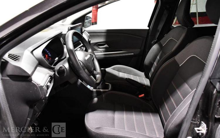 DACIA JOGGER SERIE LIMITEE EXTREME TCE 110 NOIR GM-870-GQ