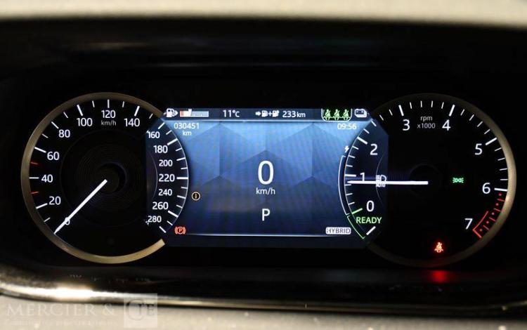 LAND ROVER EVOQUE P300e PHEV R-DYNAMIC SE MARK III NOIR GN-281-KY