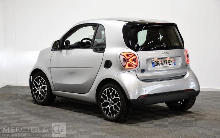 SMART FORTWO COUPE PRIME GRIS GN-477-EY