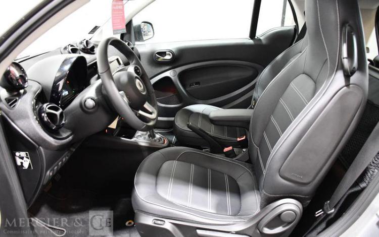 SMART FORTWO COUPE PRIME GRIS GN-477-EY