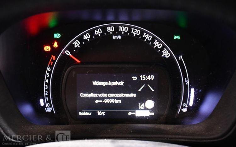 TOYOTA AYGO BLANC GN-947-CH