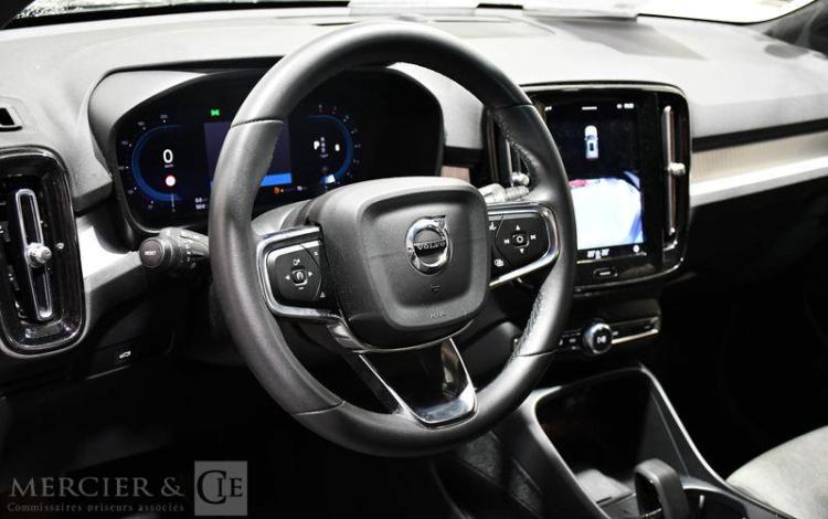 VOLVO XC40 FL B3 START 2M BA BLANC GP-501-NK