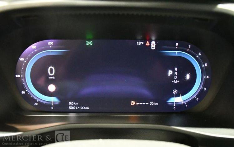 VOLVO XC40 FL B3 START 2M BA BLANC GP-501-NK