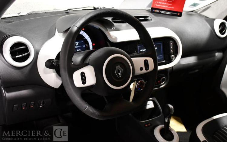 RENAULT TWINGO E-TECH TECHNO BLANC GP-516-NB