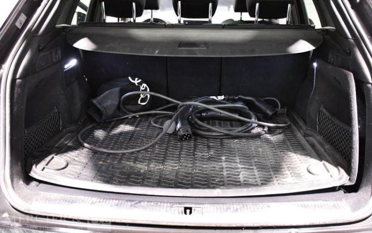 AUDI Q5 2.0 50 TFSIE 299H 265 PHEV HYBRID 17.9KWH S-LINE QUATTRO S-TRONIC NOIR GP-816-LG
