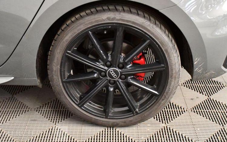 AUDI A1 SPORTBACK 2,0 TFSI 207 S-LINE DSG GRIS GQ-052-MN