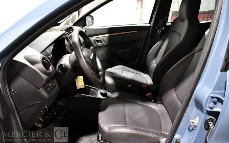DACIA SPRING EXTREME  GQ-201-RV