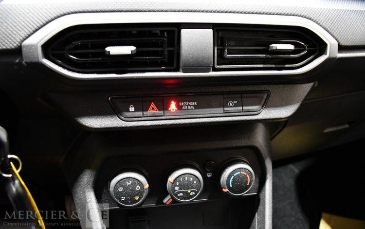 DACIA SANDERO ESSENTIAL SCE 65 ROUGE GQ-481-SD