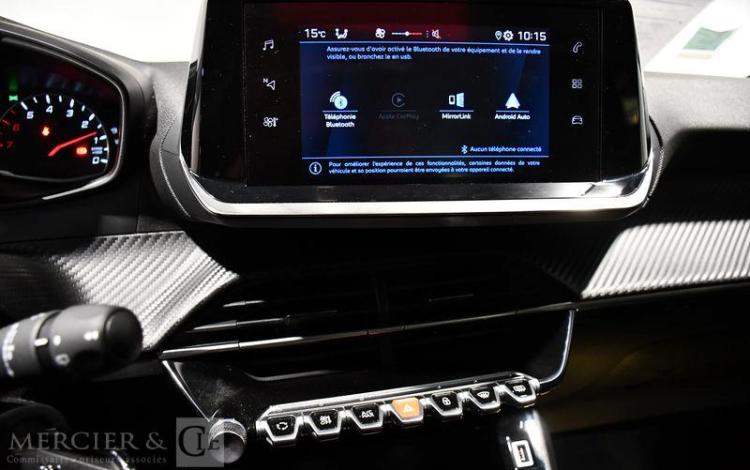 PEUGEOT 208 PURE TECH BLANC GQ-527-MB