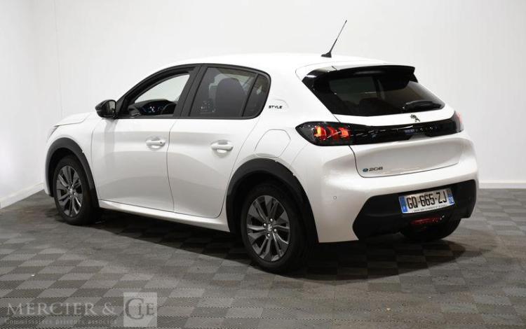 PEUGEOT e-208 STYLE BLANC GQ-665-ZJ