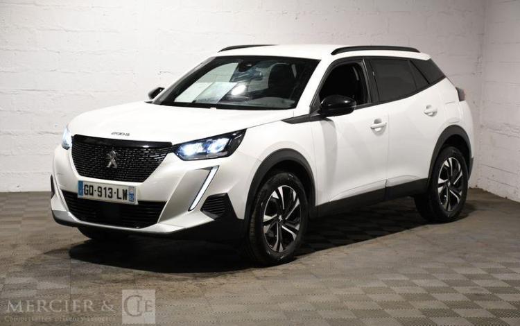 PEUGEOT 2008 ALLURE PACK PURE TECH BLANC GQ-913-LW