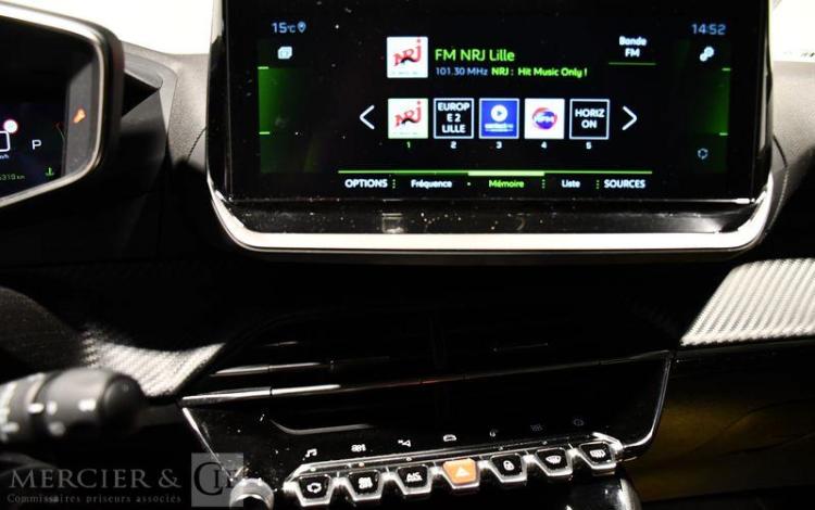 PEUGEOT 2008 ALLURE PACK PURE TECH BLANC GQ-913-LW