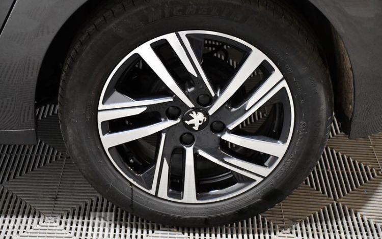 PEUGEOT 208 1.2 PURETECH 100ch STYLE GRIS GR-200-ER