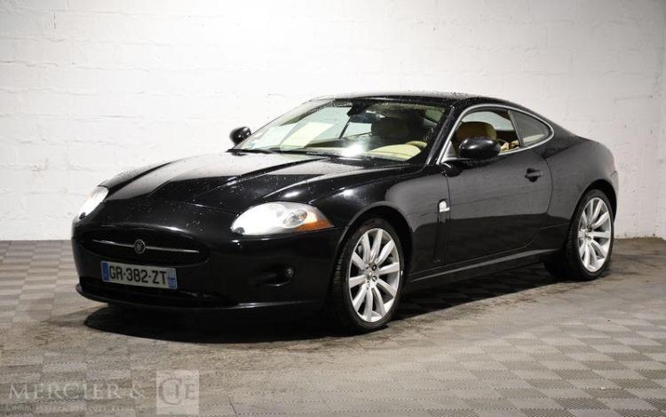 JAGUAR XK COUPE  GR-382-ZT
