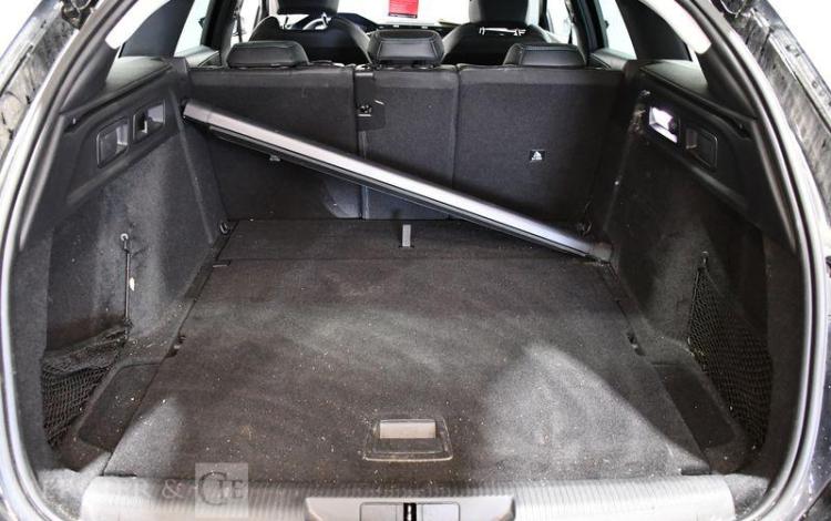 PEUGEOT 308 SW 1.2 PURETECH 130 ALLURE PACK EAT NOIR GR-412-NX