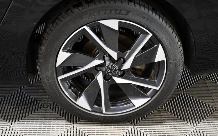 PEUGEOT 308 SW 1.2 PURETECH 130 ALLURE PACK EAT NOIR GR-412-NX