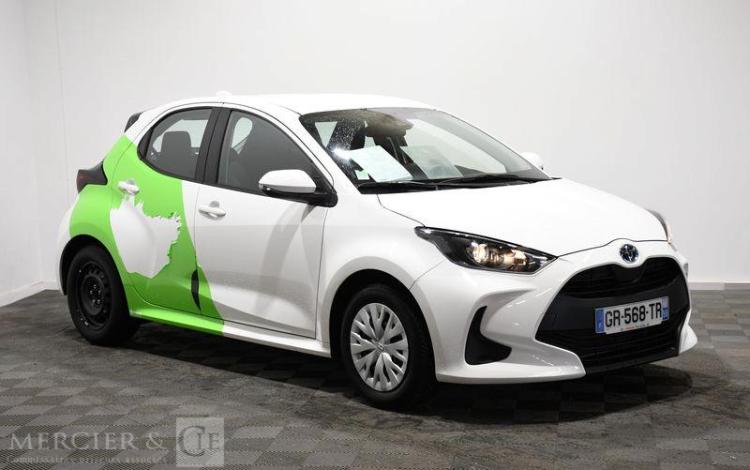TOYOTA YARIS A,E HYBRIDE NG 116H 3  GR-568-TR