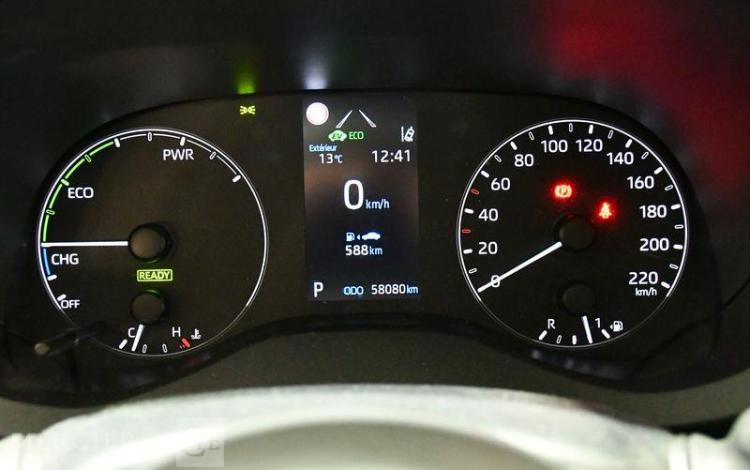 TOYOTA YARIS A,E HYBRIDE NG 116H 3  GR-568-TR