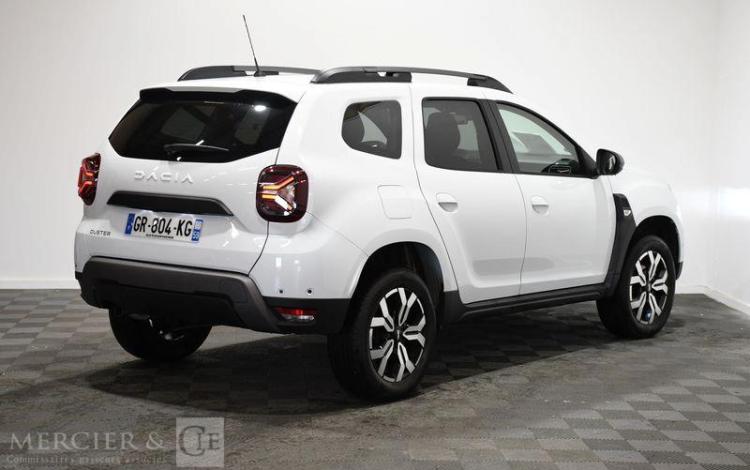 DACIA DUSTER ECO-G 100CH 4X2-B JOURNEY + BLANC GR-804-KG