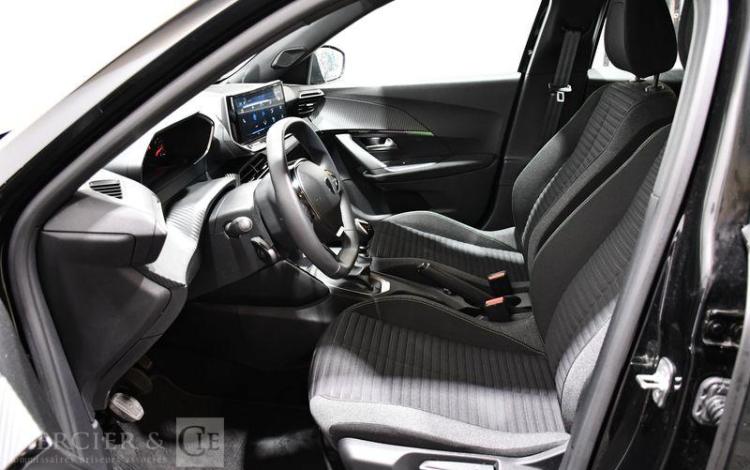 PEUGEOT 2008 ACTIVE PURE TECH NOIR GR-909-JC