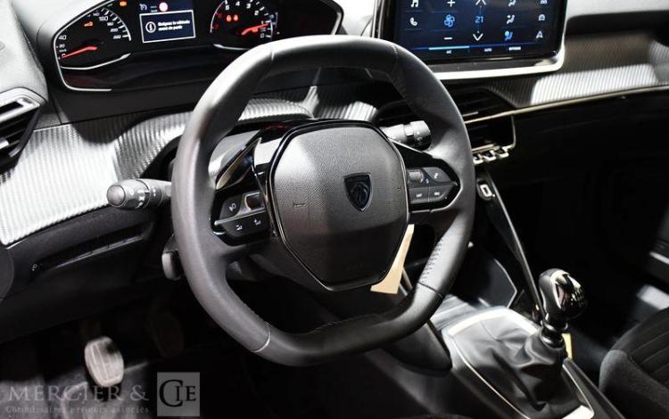 PEUGEOT 2008 ACTIVE PURE TECH NOIR GR-909-JC