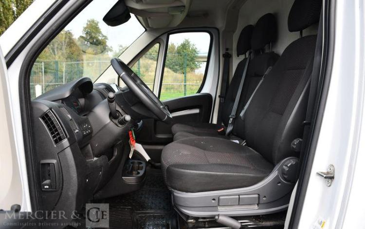 CITROEN JUMPER 2.2 BLUEHDI 140 33 L2H2 BLANC GS-048-DZ