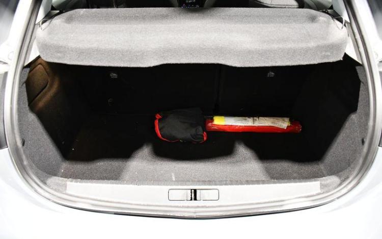 OPEL CORSA 1,2 TURBO 100CH BVA GRIS GS-132-RS