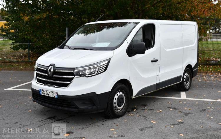 RENAULT TRAFIC GCF L1H1 2T8 BLUE DCI 150 BLANC GS-441-BD