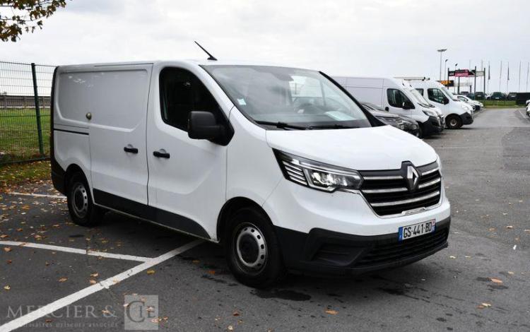 RENAULT TRAFIC GCF L1H1 2T8 BLUE DCI 150 BLANC GS-441-BD