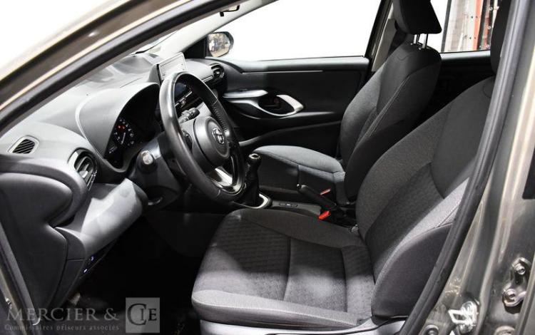 TOYOTA YARIS A,E NG 70 VVT-I DYNAMIC MY22  GT-361-DK