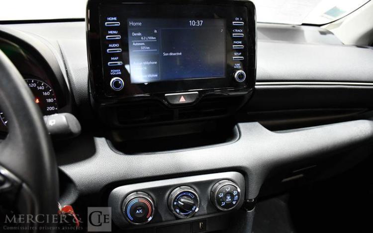 TOYOTA YARIS A,E NG 70 VVT-I DYNAMIC MY22  GT-361-DK