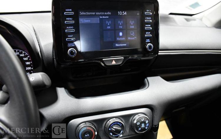 TOYOTA YARIS A,E 70 VVT-I DYNAMIC MY 22 BLEU GT-786-AL