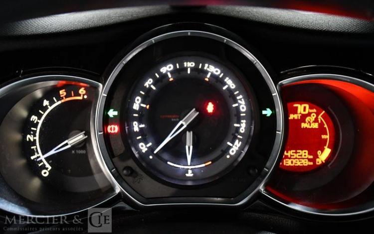 CITROEN DS3 1,6 HDI 90 AIRDREAM SO CHIC NOIR GV-436-VB