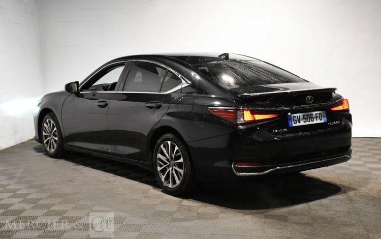 LEXUS ES NOIR GV-506-FD