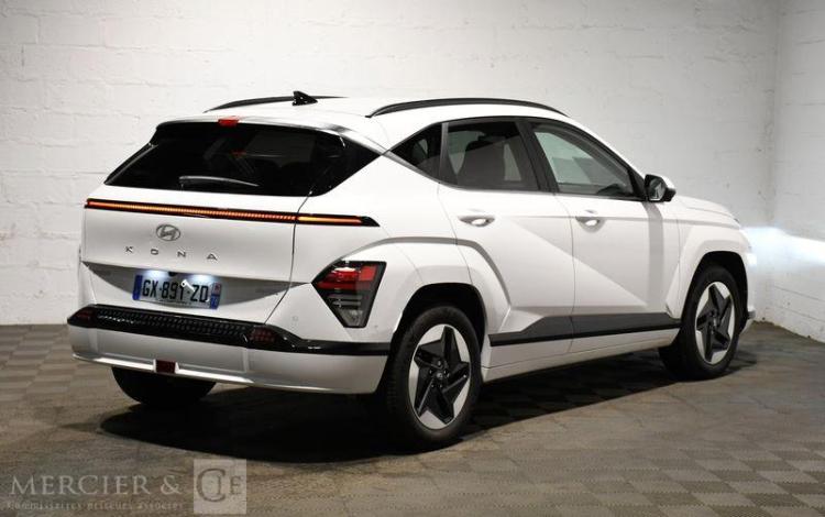 HYUNDAI KONA EXECUTIVE BLANC GX-891-ZD