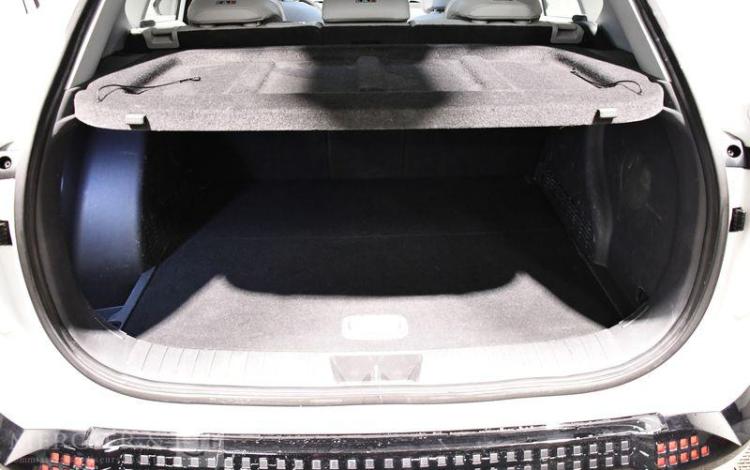 HYUNDAI KONA EXECUTIVE BLANC GX-891-ZD
