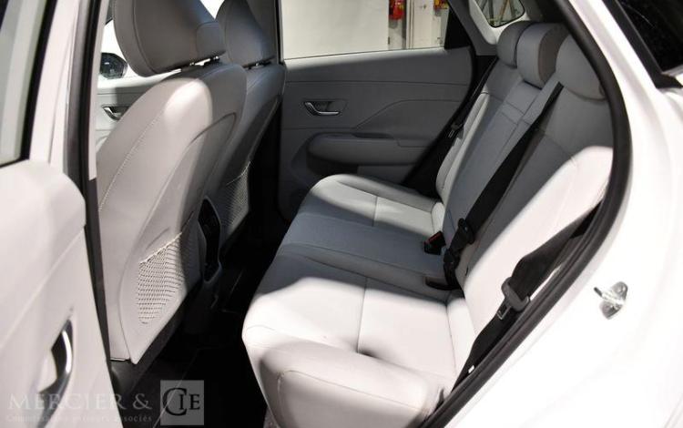 HYUNDAI KONA EXECUTIVE BLANC GX-891-ZD