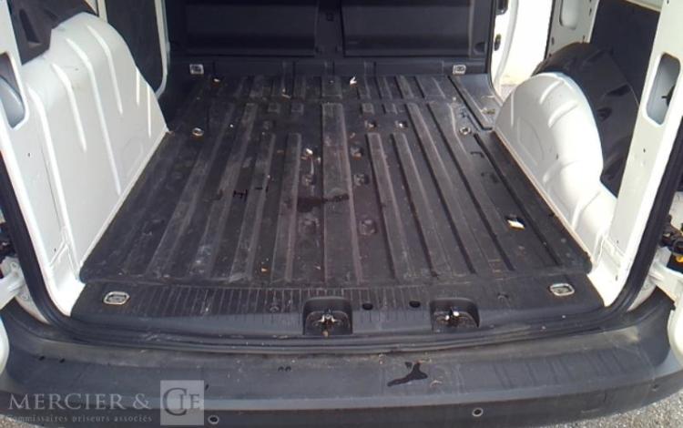 VOLKSWAGEN CADDY FO CARGO 90 CRD M6 BLANC GY-052-TQ