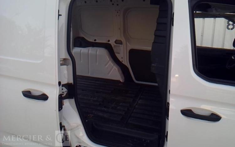 VOLKSWAGEN CADDY FO CARGO 90 CRD M5 BLANC GY-123-TQ