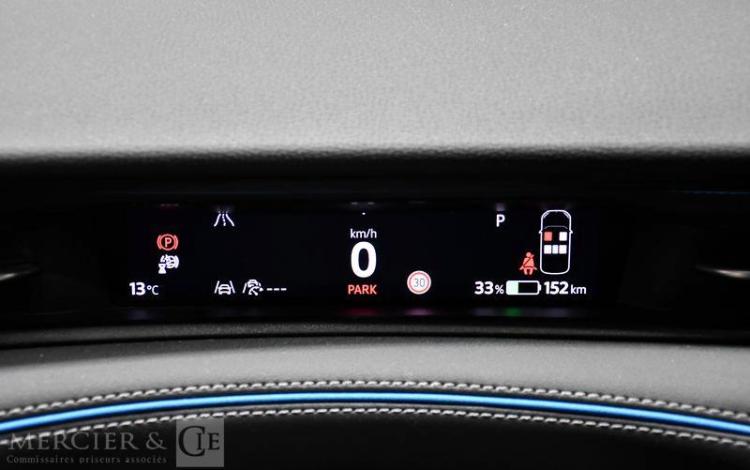 VOLKSWAGEN ID7 GRIS GY-611-NG