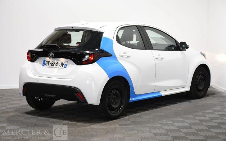 TOYOTA YARIS A,E 1.5 VVTI 120 DYNAMIC BLANC GY-664-JV